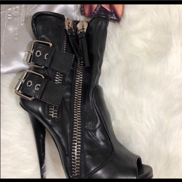 FINAL DROP SALE! 💫 GIUSEPPE ZANOTTI bootie - Picture 6 of 7